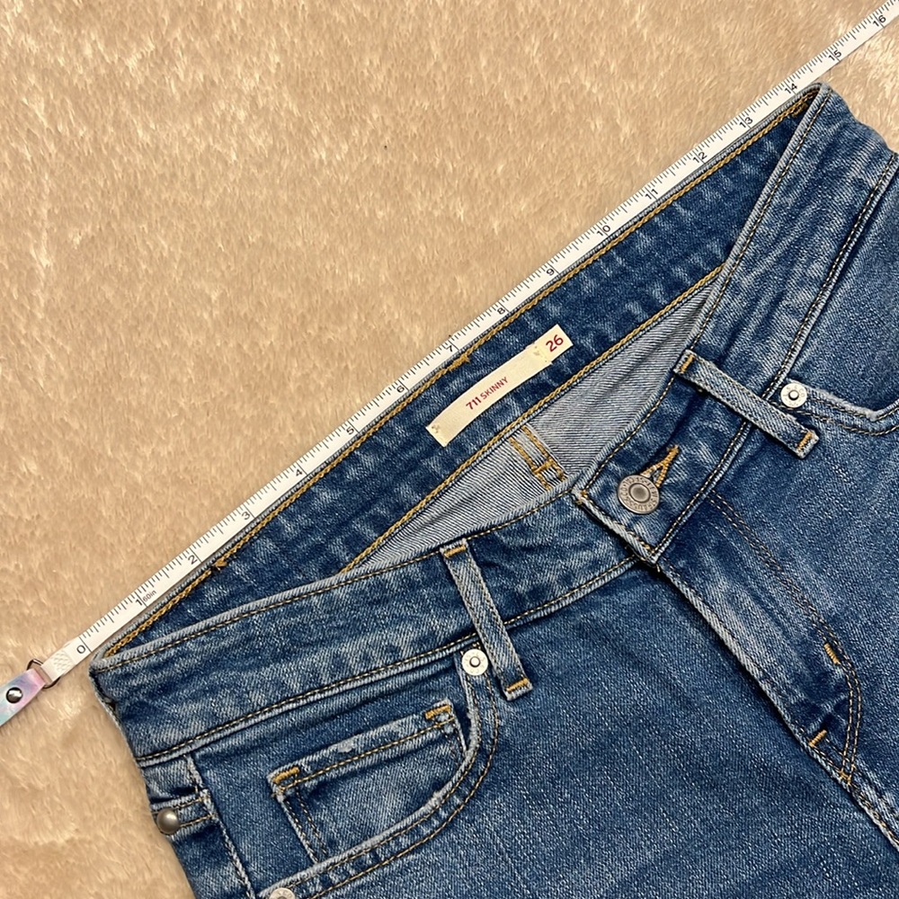 LEVI’S 711 Skinny Jeans - Picture 13 of 14